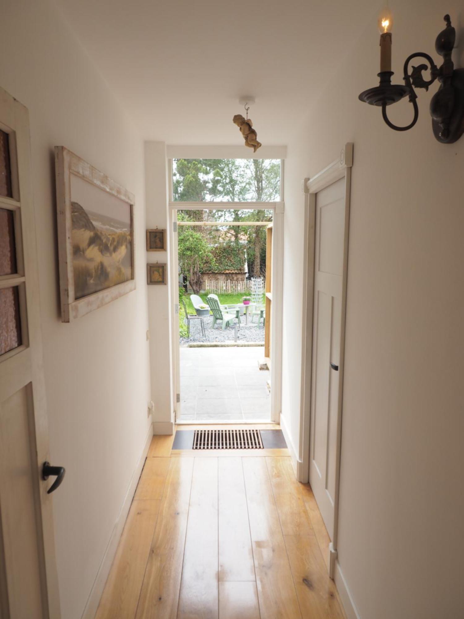 B&B Bureau Warmoesstraat Den Burg Bagian luar foto