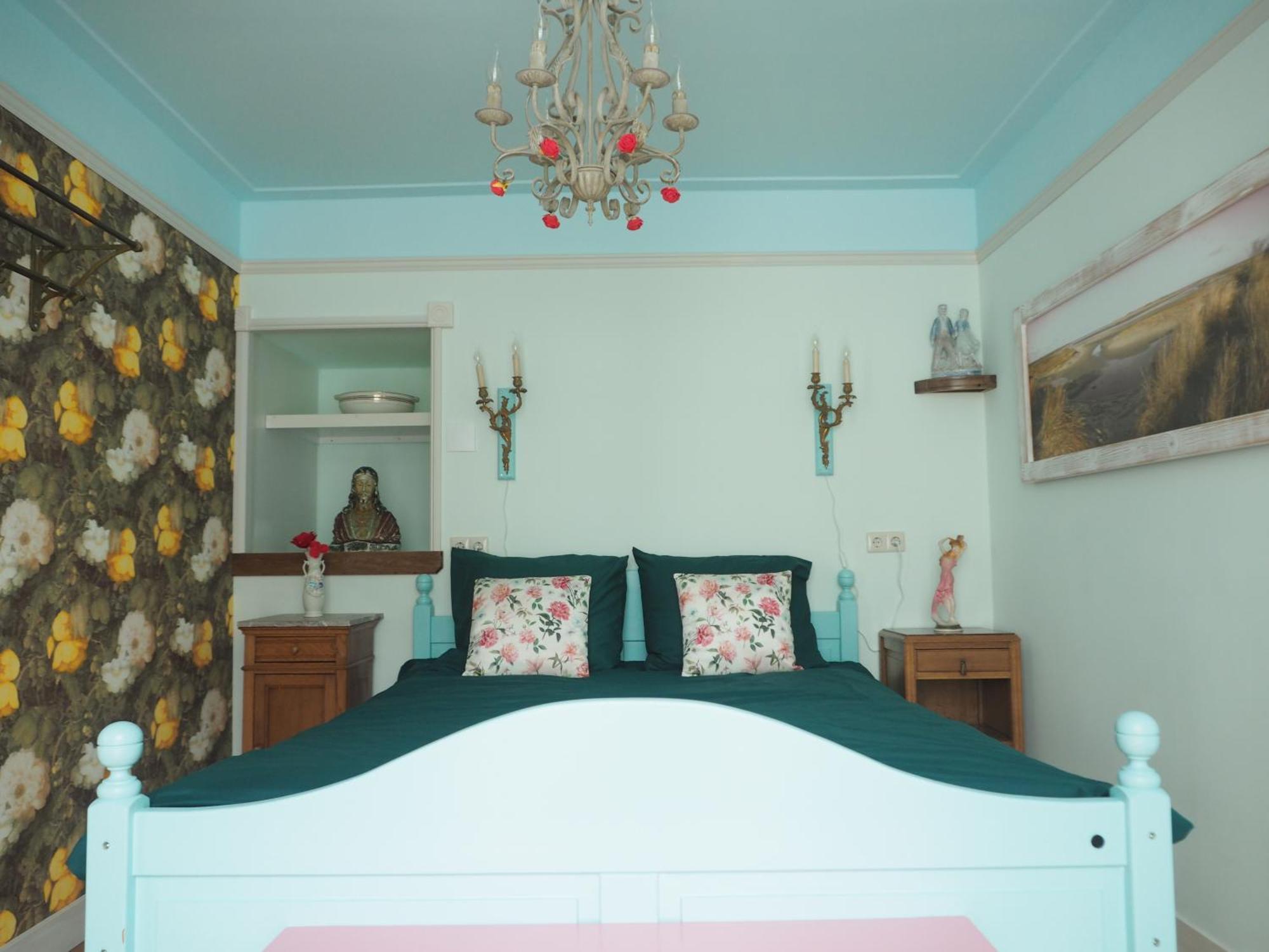 B&B Bureau Warmoesstraat Den Burg Bagian luar foto